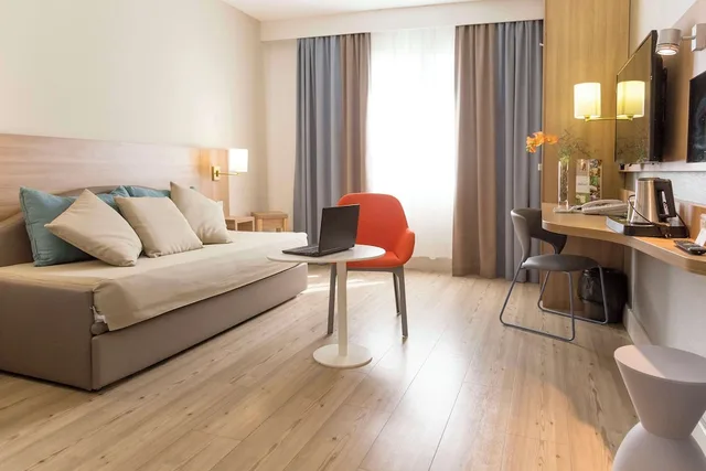 غرفة عائلية بسرير كينج وسريرين منفصلين للمدخنين، Best Western Plus Ajaccio Amiraute 5/10