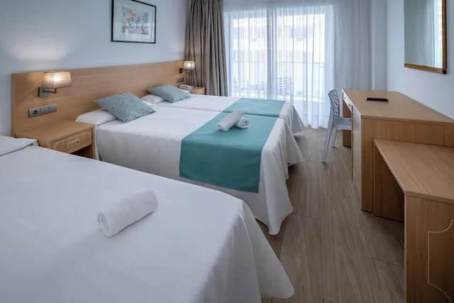 Standard, Twin Beds, Balcony, 4R Salou Park Resort II 6/10