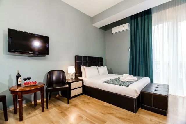 غرفة بسريرين كوين، Hotel Diamond Dat Exx Company 1/3