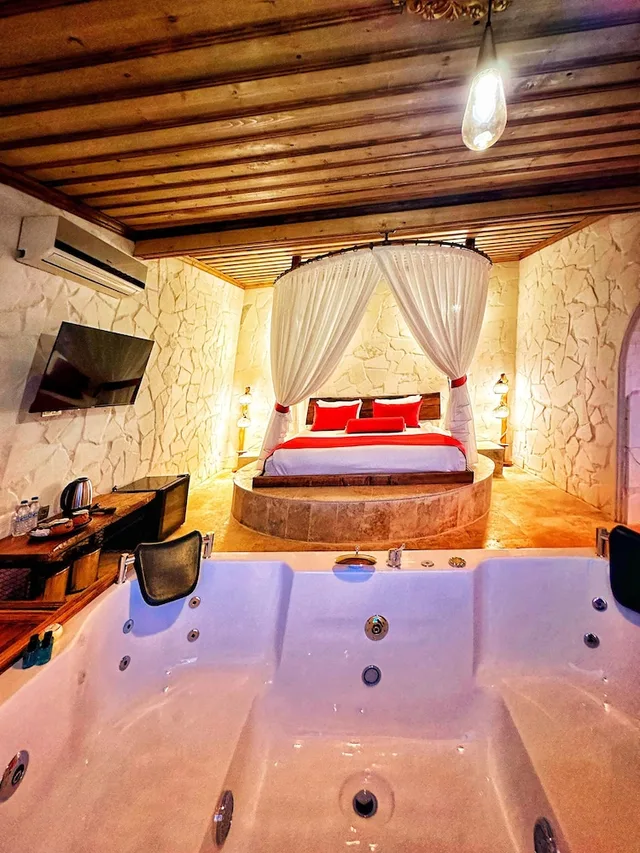 جناح حصري بسرير كينج بمسبح خاص، Sakli Cave House 9/10