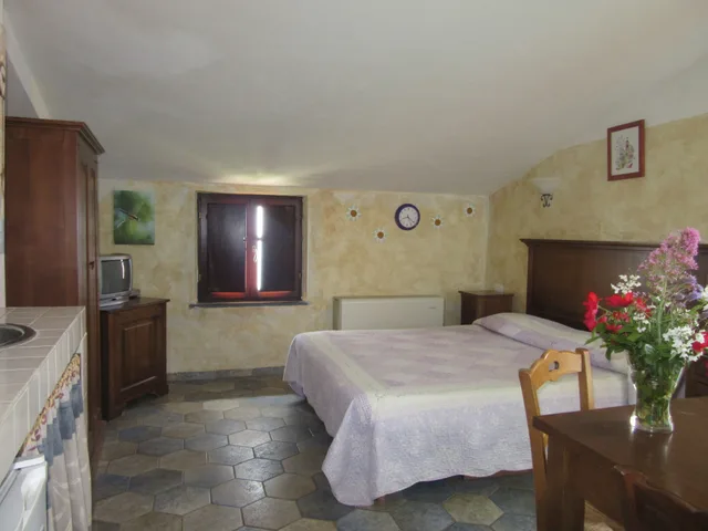 Studio, Double Bed, Il Borgo di Campi 2/3