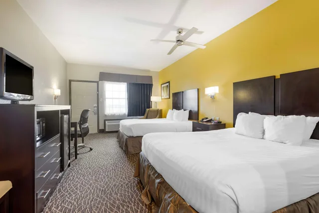 Hai, 2 Queen Beds، BEST WESTERN WEST MONROE INN 1/8