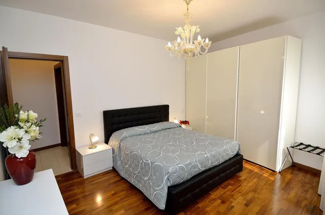 شقة بإطلالة على القناة بغرفتي نوم، Charming Venice Apartments 5/10