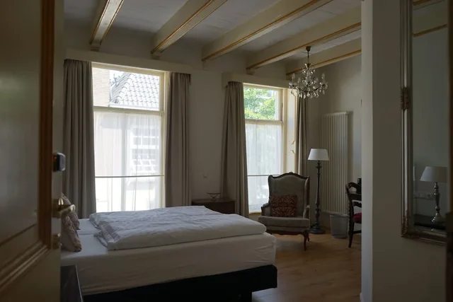 Standard, Twin Beds, De Gulden Waagen 3/9