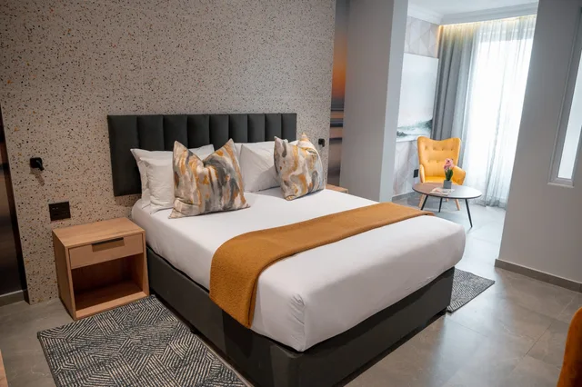 غرفة بريميوم، Pavilion Hotel & Conference Centre 1/2