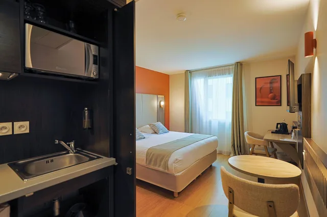 غرفة كومفورت بسرير مزدوج أو سريرين منفصلين، Seven Urban Suites Nantes Centre 8/8