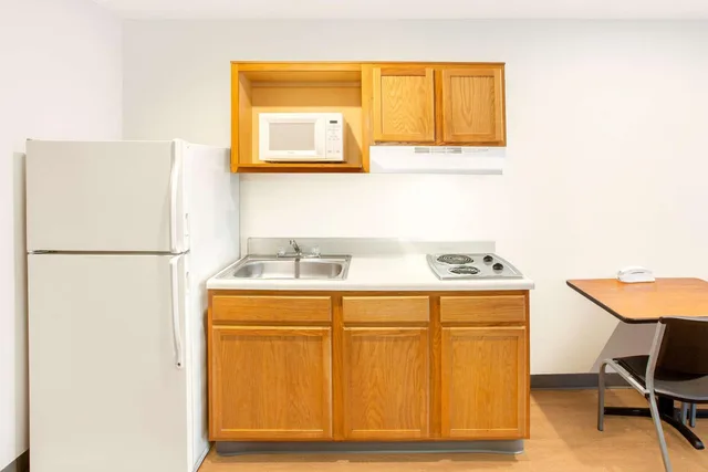 غرفة بسرير مزدوج لذوي الإعاقة، Woodspring Suites Pharr 5/5