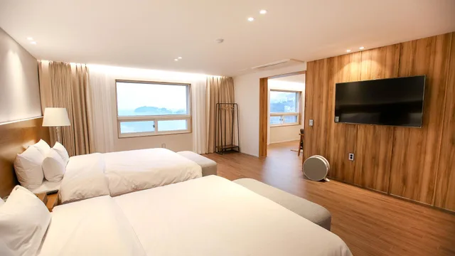 Or Twin Bed، AM Ort Hotel 1/1