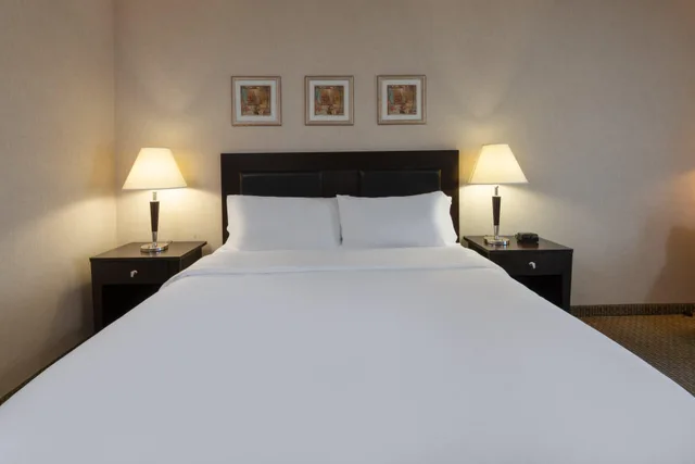 غرفة بسرير مزدوج لذوي الإعاقة، Holiday Inn Express & Suites North East (Erie I-90 Exit 41) 2/4