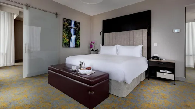جناح بغرفة نوم واحدة، Hotel X Toronto by Library Hotel Collection 5/8