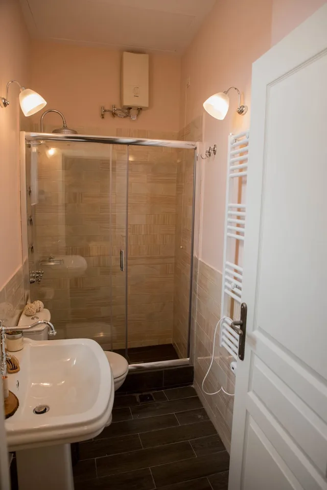 1 Bedroom, Suite, Queen Bed, Executive Level، Kyria Boutique House 3/4