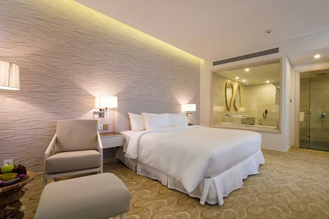 Prime, Suite, King Bed, Ocean View، DIAMOND BAY HOTEL 7/10