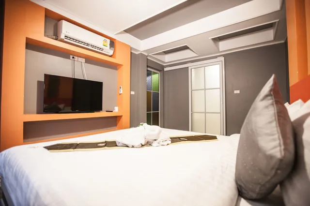 1 Bedroom, Exclusive, Suite, King Bed, Sofa, The Train Resort And Spa 7/9