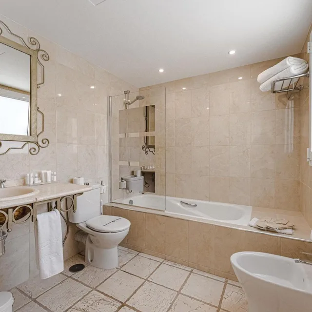 Deluxe, Suite, Private Pool, Flamingo Suites 7/10