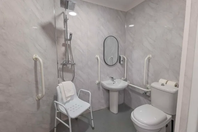 غرفة قياسية بسرير مزدوج لذوي الإعاقة، Best Western Ebbw Vale 2/2