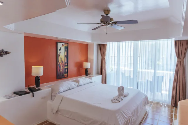 غرفة سوبيريور بسرير كينج، Calypso Beach Dive Resort 2/10