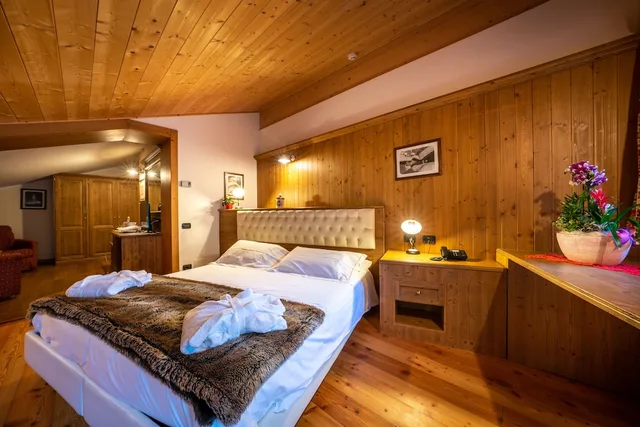 جناح جونيور بسرير مزدوج، Hotel Lo Scoiattolo 5/9