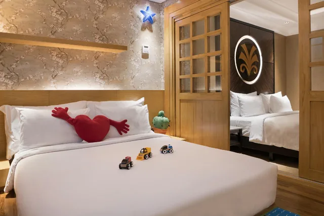 Family, 2 King Beds, Myko Hotel And Convention Center Makassar 3/3