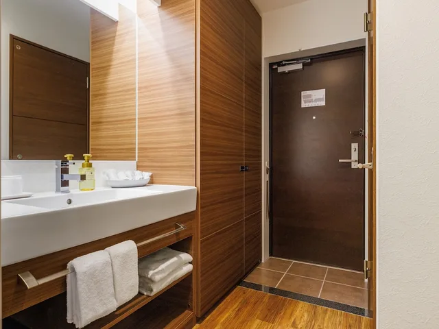 غرفة قياسية بسريرين منفصلين بإطلالة على البحر، Sunset Beach Hotel 4/6