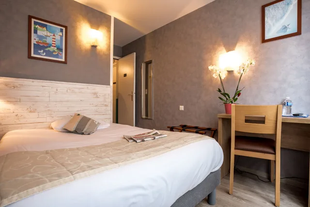 غرفة بسرير كوين، Hotel Des Halles 4/9
