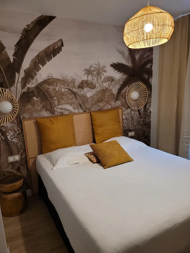 غرفة عائلية رباعية بسرير كينج وأسرّة بطابقين، Hotel Kyriad Marseille Centre Paradis Prefecture 5/10