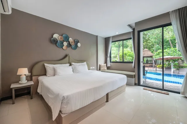 Deluxe, King Bed, Pool Access، At Rice Resort 2/4
