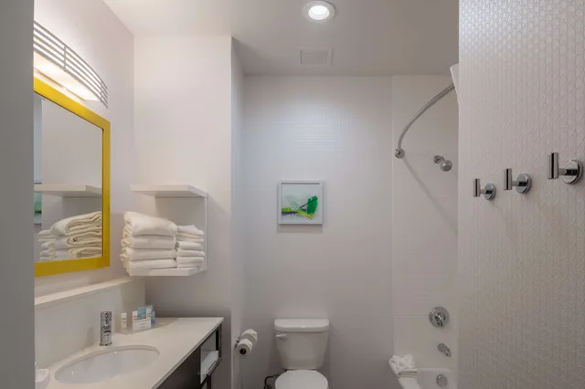 غرفة بسريرين كوين مع أريكة لذوي الإعاقة، Hampton Inn And Suites Dallas/Plano Central 5/5