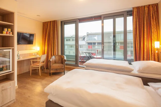 غرفة ديلوكس بسرير كينج، Hotel Kastanienhof Berlin 1/4