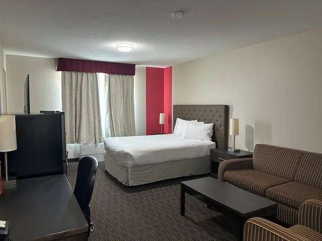 جناح استوديو بسرير كينج، Ramada by Wyndham Estevan 3/6