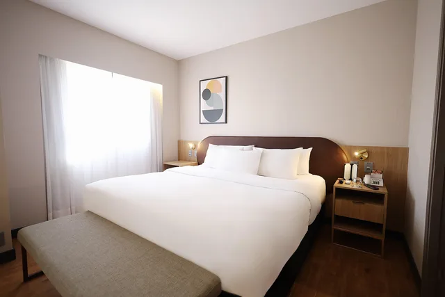 جناح بسرير كوين، Clarion Hotel Faria Lima 3/6