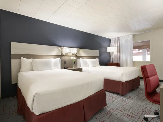 Superior, 2 Double Beds, Pool View, Ramada by Wyndham Beaver Falls 2/3