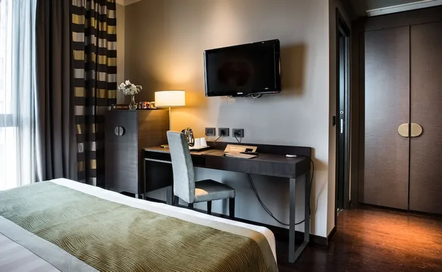 غرفة سوبيريور مفردة بسرير كوين، Uptown Palace 2/3
