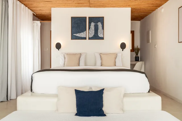 Mini, Executive, Suite, Double Bed, Plunge Pool، Rocabella Deluxe Suites And Spa 1/3
