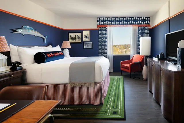 Graduate, King Bed، Graduate by Hilton Charlottesville 1/4