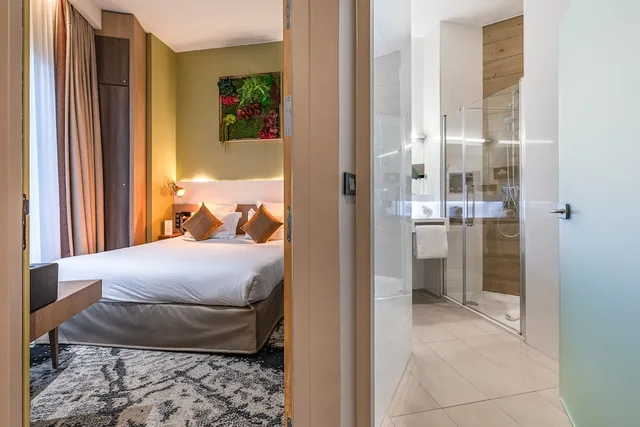 غرفة عائلية رباعية بسريرين كوين بإطلالة على الفناء في الطابق الأرضي، Hotel B55 2/3