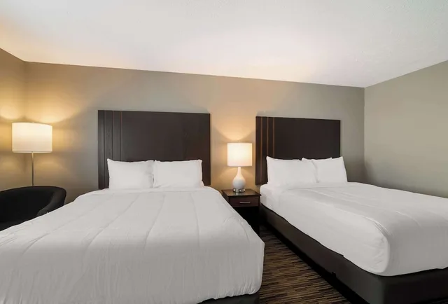 Standard, 2 Queen Beds, Quality Inn & Suites South Portland, ME 3/10