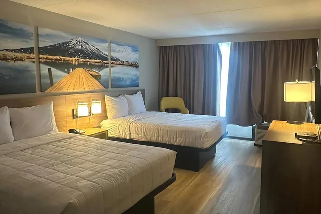 غرفة بسريرين مزدوجين، Days Hotel by Wyndham Williamsburg I-64 3/9