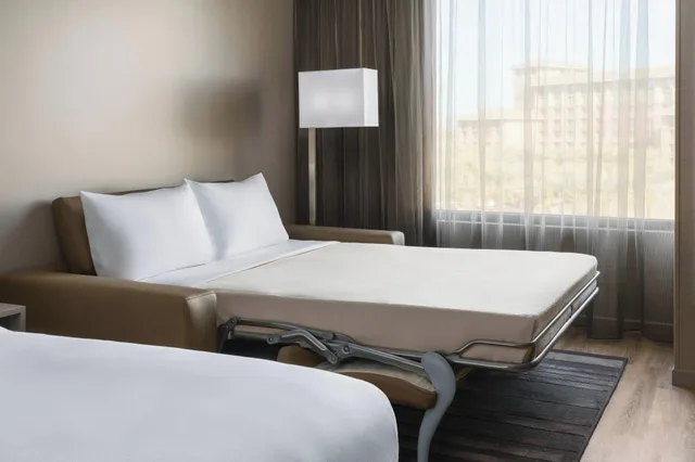 غرفة بسرير كينج، AC Hotel Scottsdale North 2/4