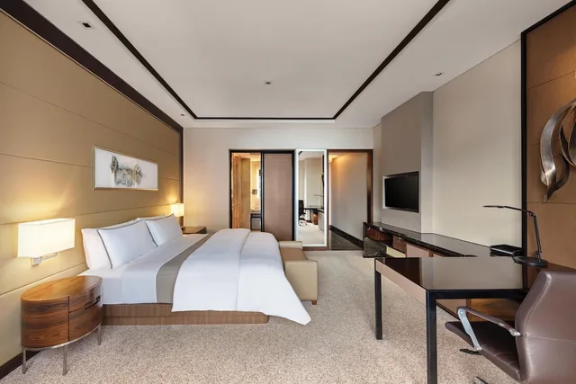 غرفة كبيرة بسرير كينج، The Westin Singapore 1/5