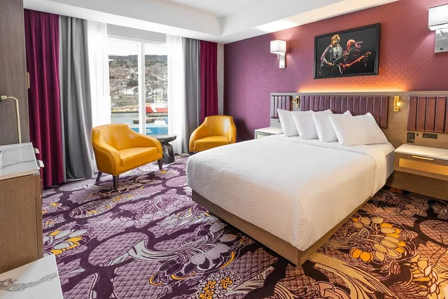 غرفة بسرير كوين بإطلالة على المرفأ، Jag Boutique Hotel 1/1