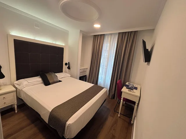 غرفة تنفيذية مفردة بسرير مزدوج، Hotel Catedral 2/10
