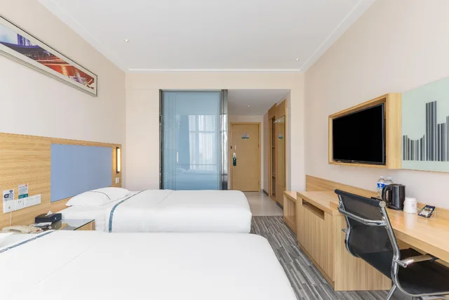 Twin Beds, King Bed, City Comfort Inn Bama Shouxiang Avenue 1/1