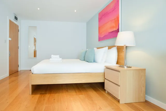 Semi Basement, Studio, Double Bed، Notting Hill Serviced Apartments by Concept Apartments 2/5