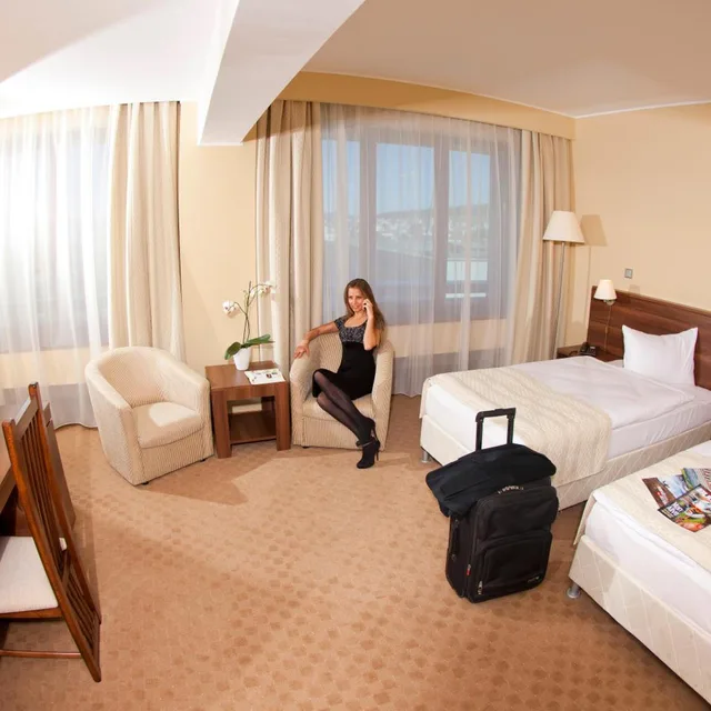 غرفة بسرير مزدوج أو سريرين منفصلين، Grand Hotel 7/8