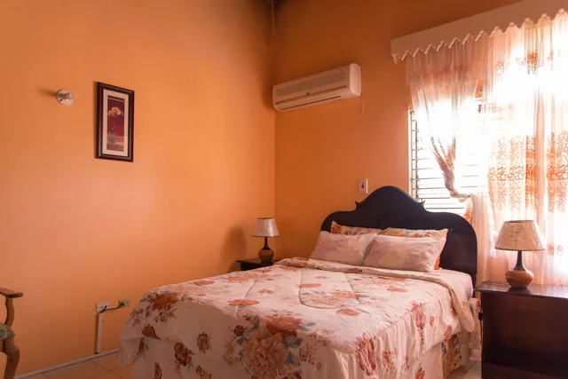غرفة بسرير كوين، Villa Diamond Suite 4/6