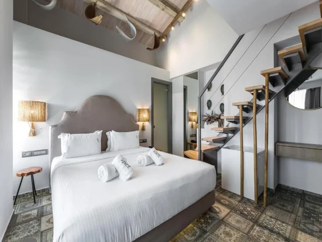 جناح بإطلالة على البحر، Blue Carpet Luxury Suites 2/2