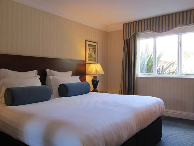 Executive, Double Bed, Windmill Village Hotel, Golf Club Spa, BWSC 2/4