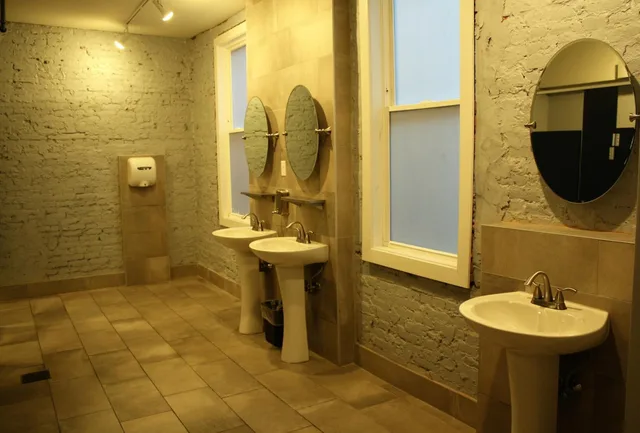 سكن مشترك بأربعة أسرّة للنساء، Apple Hostels Philadelphia 3/7