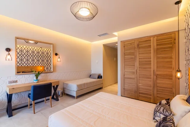 Superior, Family, Sirens Beach Hotel 9/10