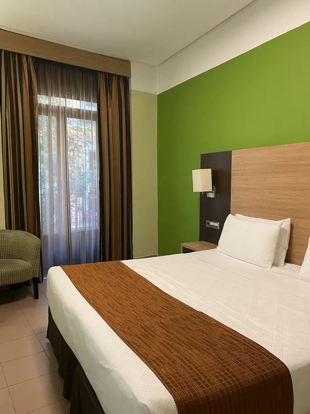 غرفة سوبيريور بسريرين منفصلين، Hostal Ballesta 1/5
